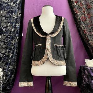 House of Moyé Blazer